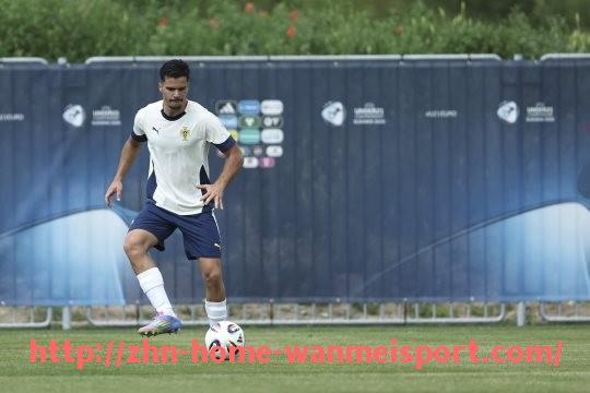 完美体育官方网站-世俱杯最新转会动态实时跟踪球员流动