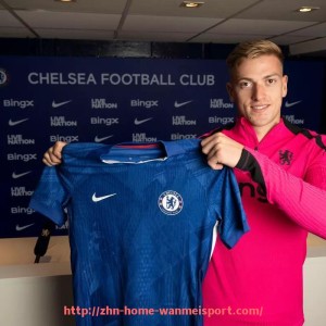 完美体育官方网站-法甲外援技术演进总结及其对球队战术体系的影响